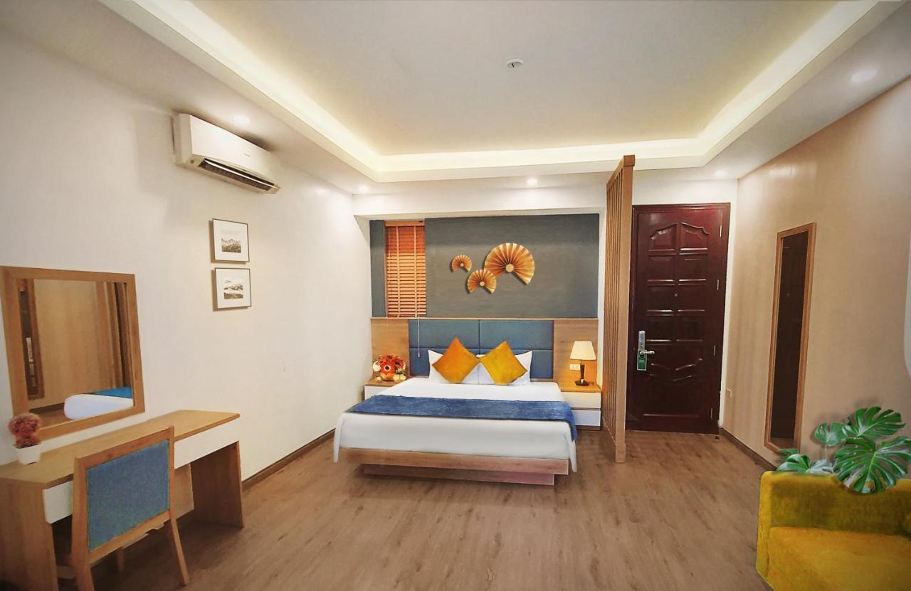 Connecting Room with Balcony